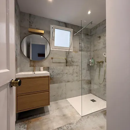 Palm Garden Ocean Wave