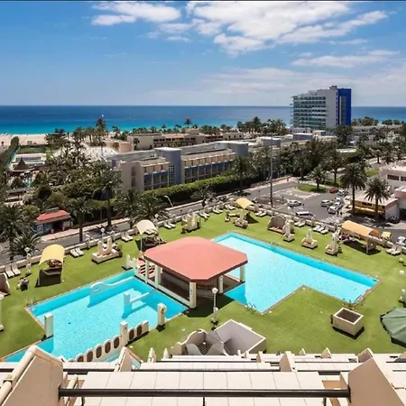 Palm Garden Ocean Wave Apartment