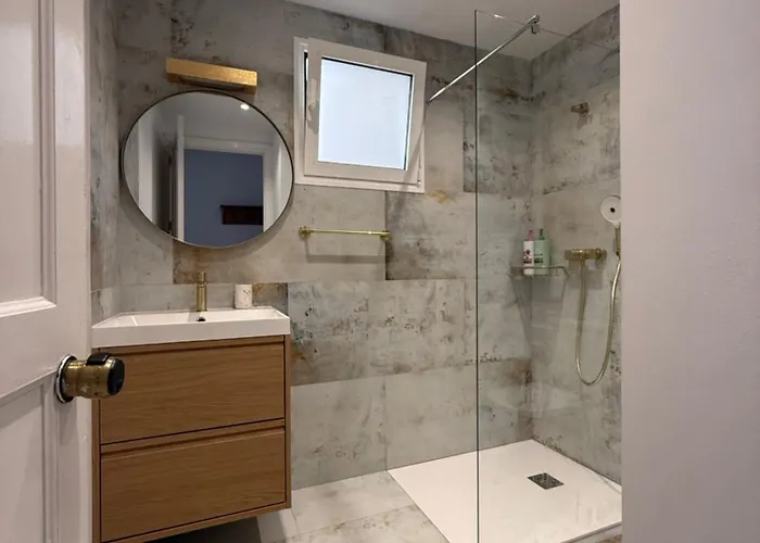 Palm Garden Ocean Wave